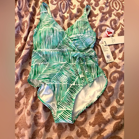 Calia bathing suit & swim top - Picture 1 of 15